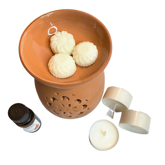 NOW £16! WAS £27! Terracotta Burner & Melter - floral pattern